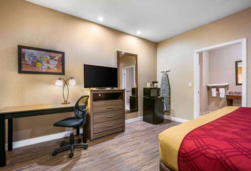 ホテル Econo Lodge Inn & Suites