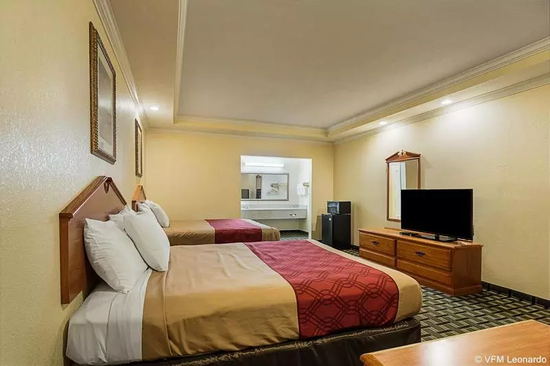 Hotel Econo Lodge Inn & Suites