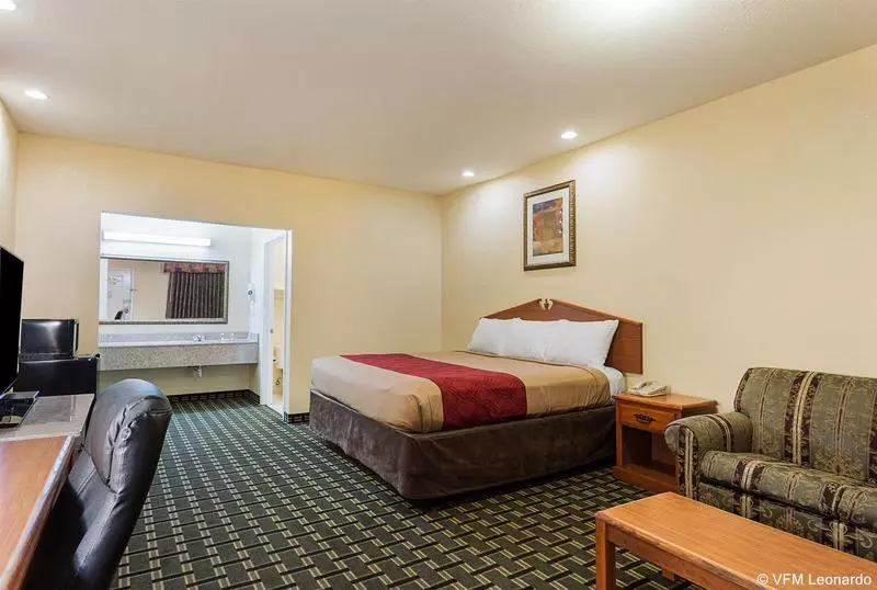 Hotel Econo Lodge Inn & Suites