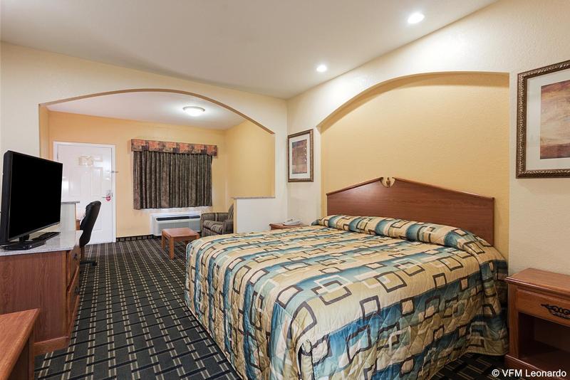 ホテル Econo Lodge Inn & Suites