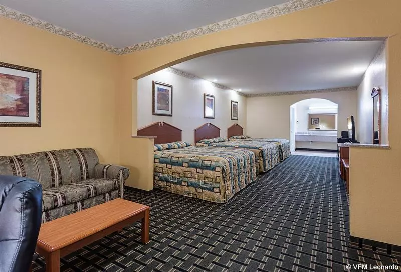 Hotel Econo Lodge Inn & Suites