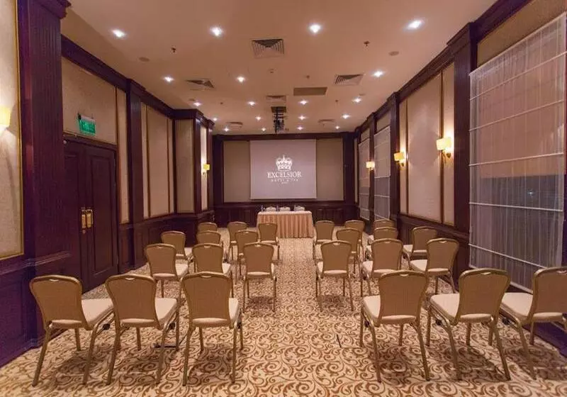 Excelsior Hotel & Spa Baku