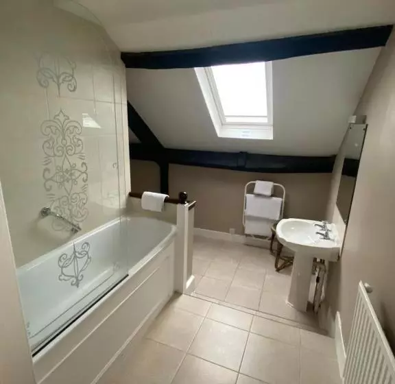 Отель Guyers House