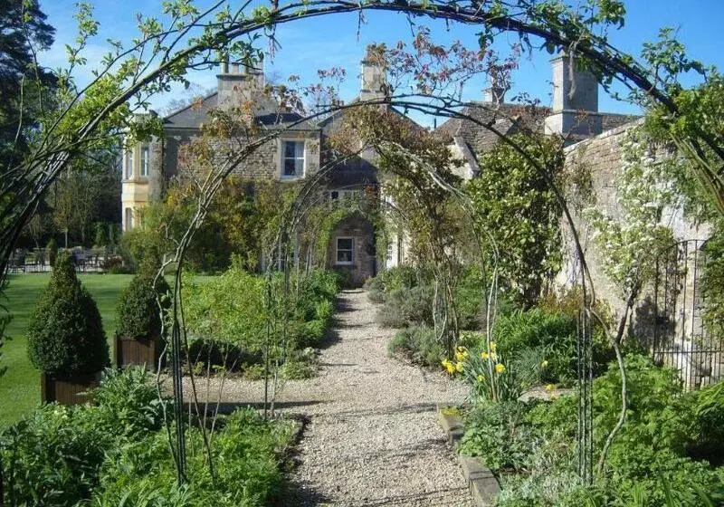 Отель Guyers House