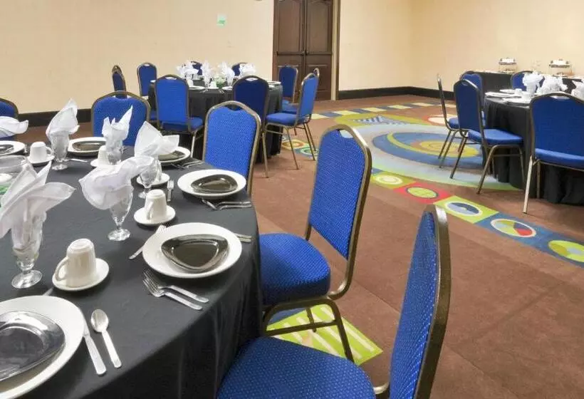 Holiday Inn Hotel & Suites Waco Northwest, An Ihg