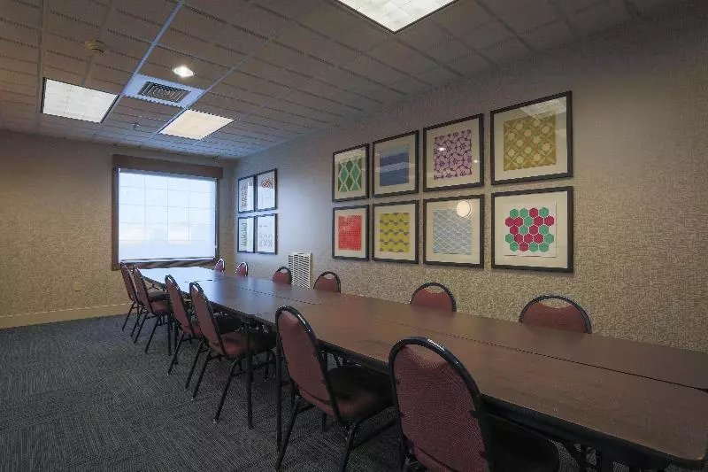 Holiday Inn Express Hotel & Suites Reading, An Ihg