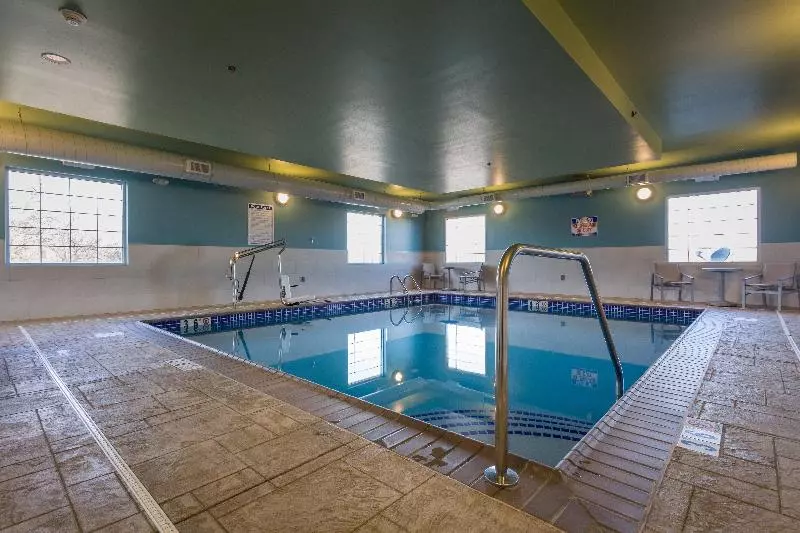 Holiday Inn Express Hotel & Suites Reading, An Ihg