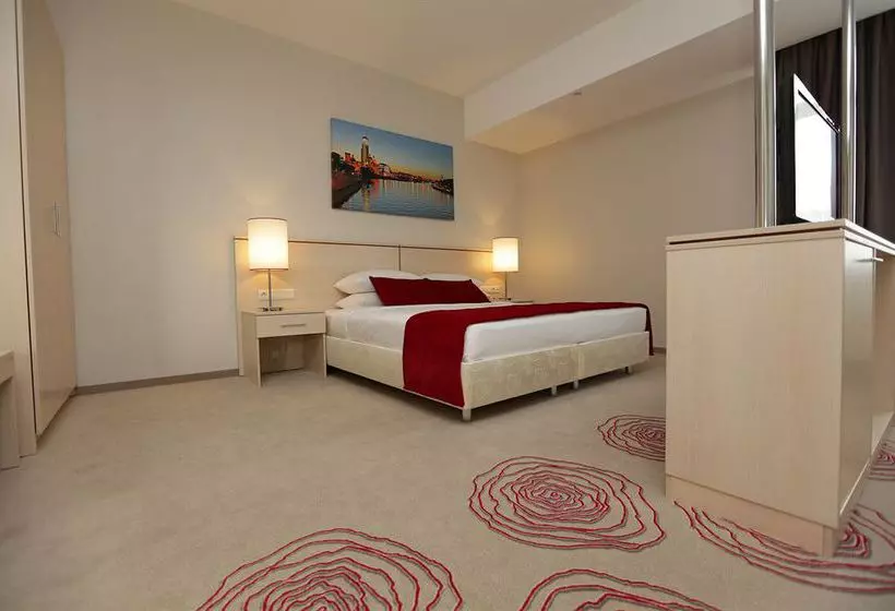 ホテル Intourist Kolomenskoye