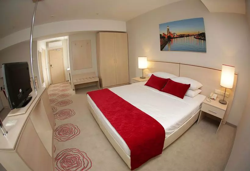 ホテル Intourist Kolomenskoye