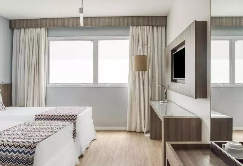 בית מלון כפרי Cha Pampulha Design