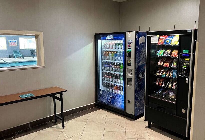 ホテル Quality Inn & Suites Grants   I 40