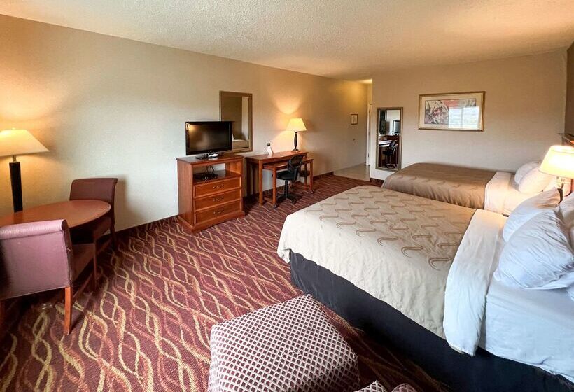ホテル Quality Inn & Suites Grants   I 40