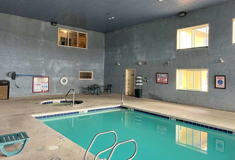 ホテル Quality Inn & Suites Grants   I 40