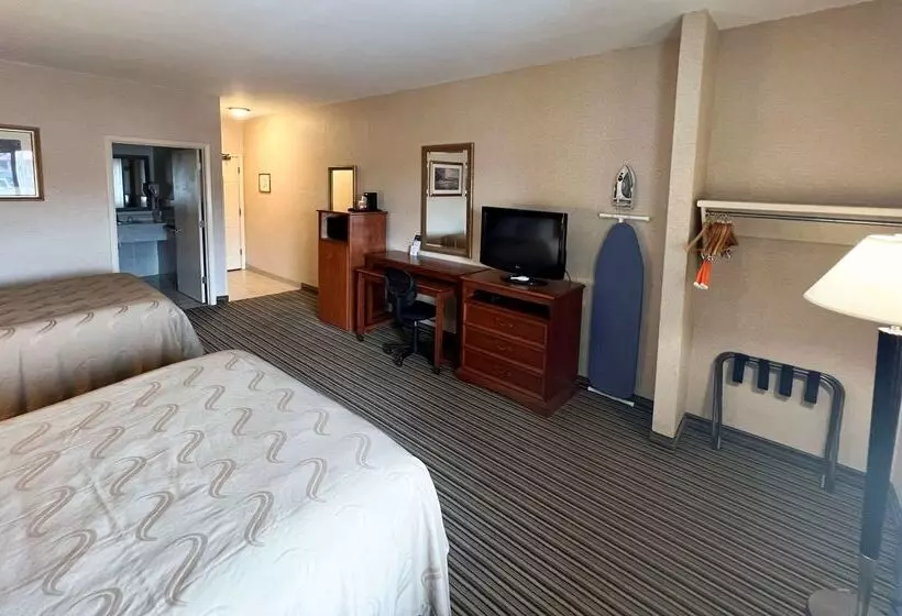 فندق Quality Inn & Suites Grants   I 40