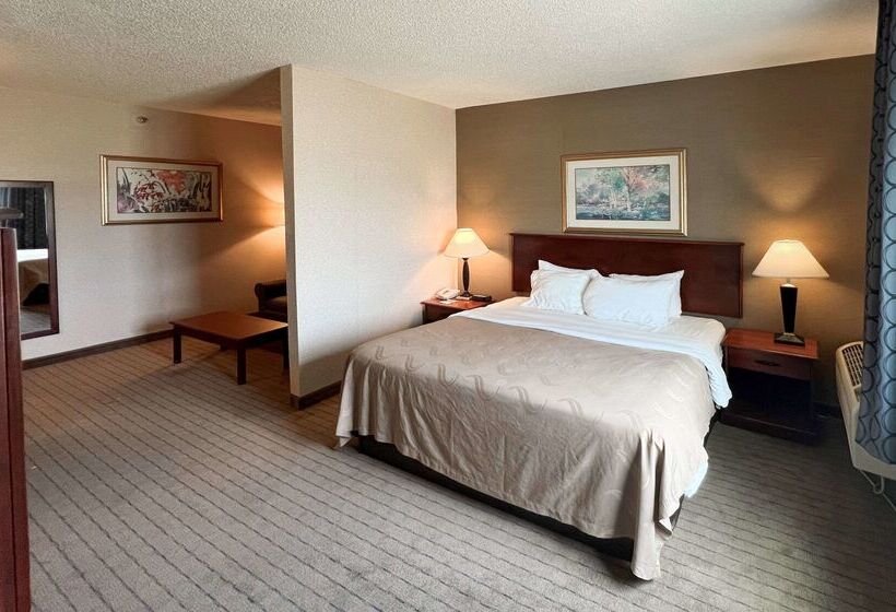 ホテル Quality Inn & Suites Grants   I 40