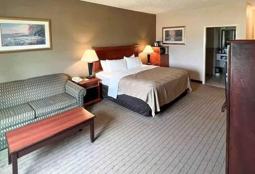 فندق Quality Inn & Suites Grants   I 40