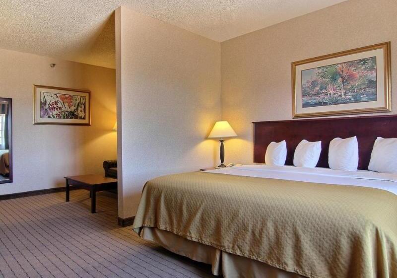 ホテル Quality Inn & Suites Grants   I 40