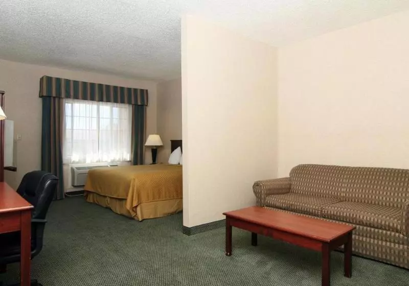 فندق Quality Inn & Suites Grants   I 40