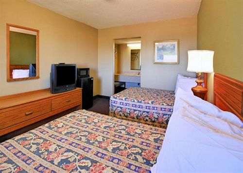 Мотель Rodeway Inn Indianola