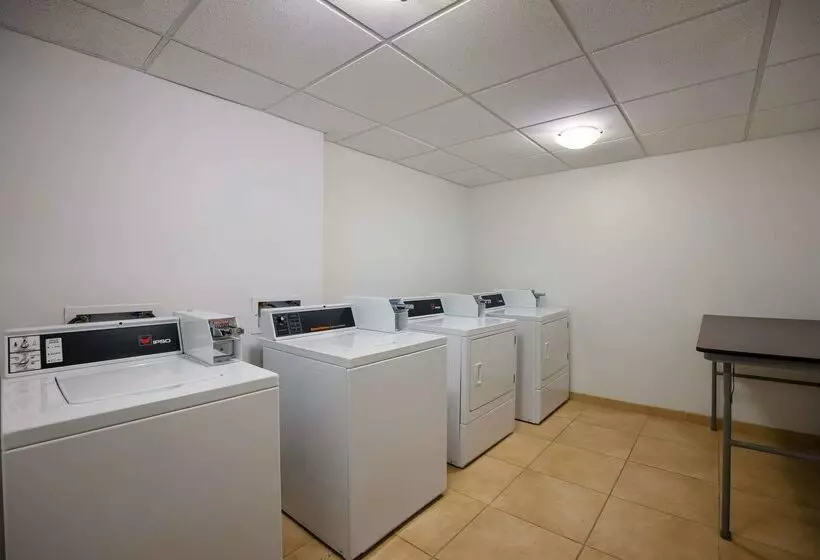 酒店 Sleep Inn & Suites