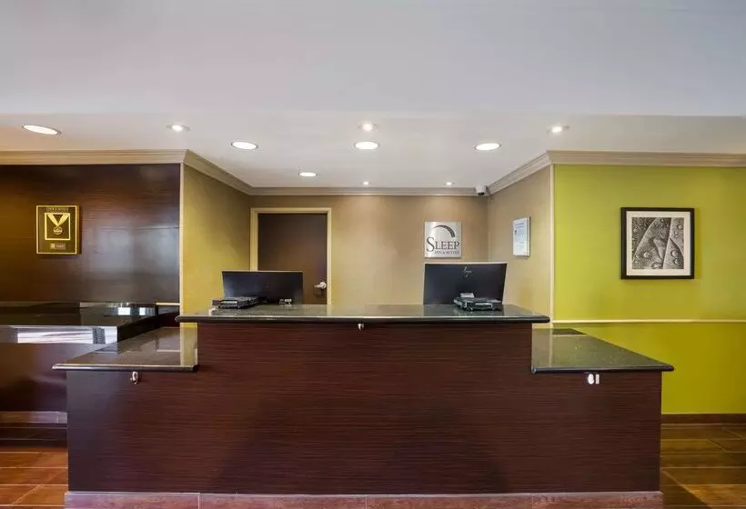酒店 Sleep Inn & Suites