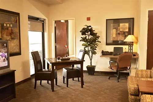 ホテル South Walton Suites And Spa - Bentonville