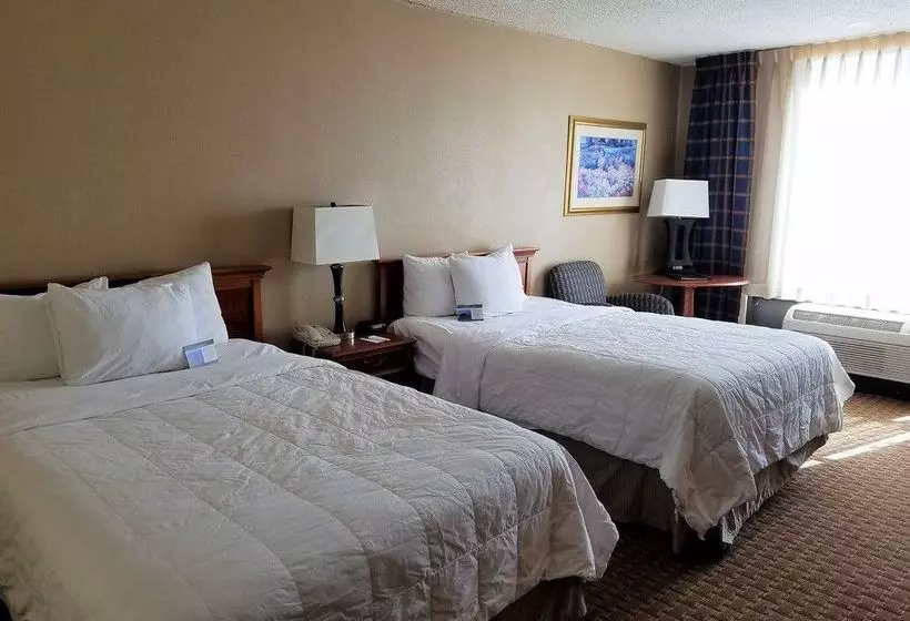 בית מלון כפרי The Clarion Inn Elk City