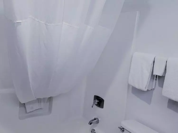 בית מלון כפרי The Clarion Inn Elk City