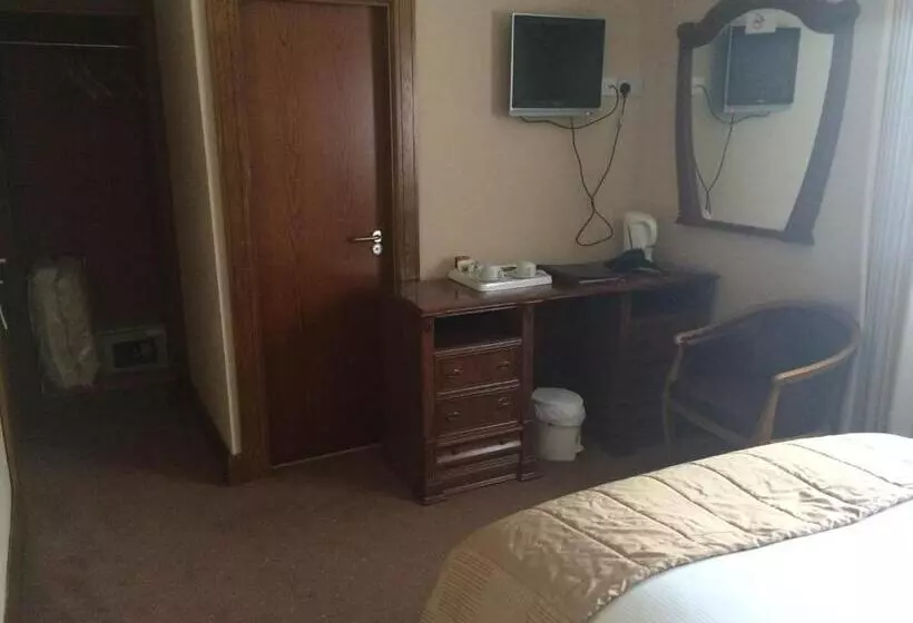 Отель The Horse And Hound