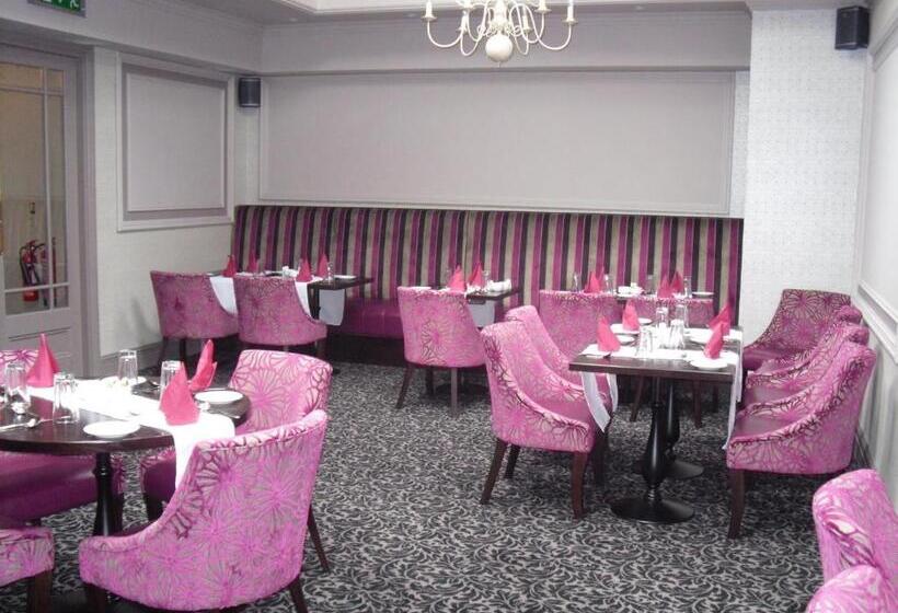 هتل The Horse And Hound