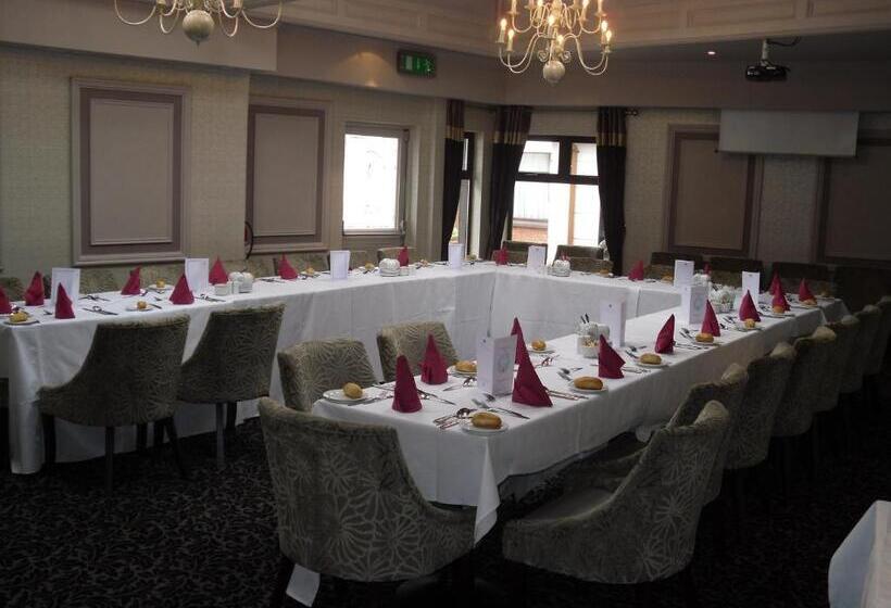 هتل The Horse And Hound