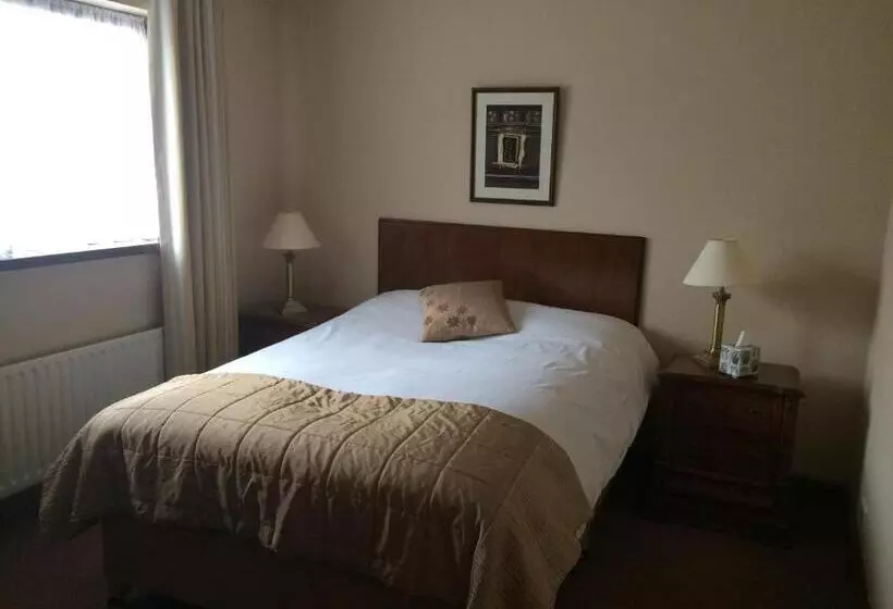 Отель The Horse And Hound