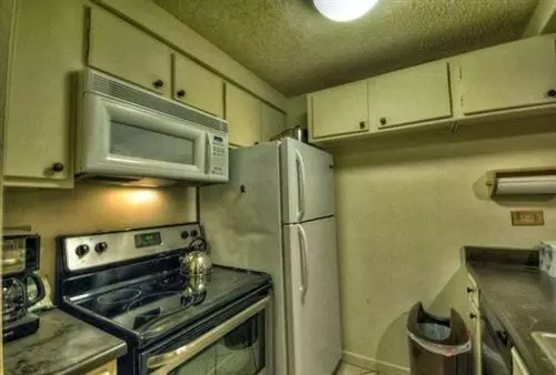 בית מלון כפרי The Rockies Condominiums