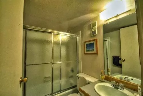 בית מלון כפרי The Rockies Condominiums