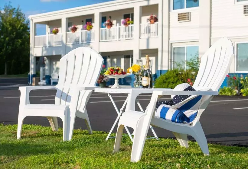 モーテル Rodeway Inn