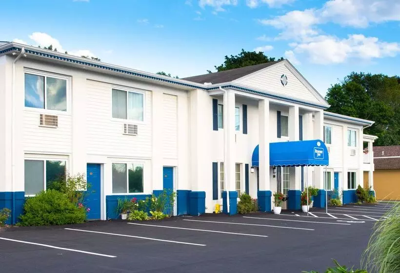 モーテル Rodeway Inn