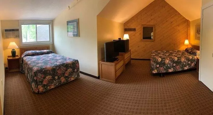 渡假胜地 Snowy Owl Inn