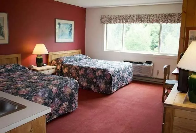 渡假胜地 Snowy Owl Inn