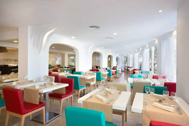 Grupotel Ibiza Beach Resort - Adults Only