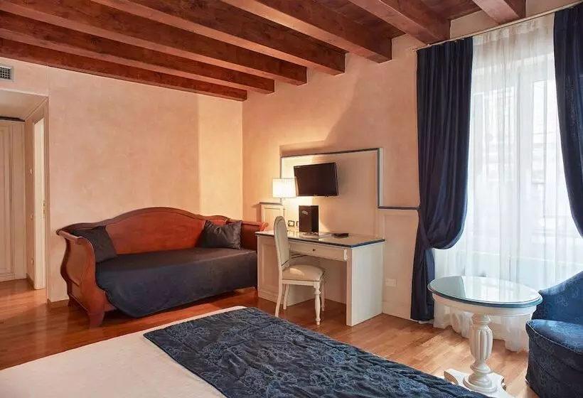 Hotelli Albergo Mazzanti