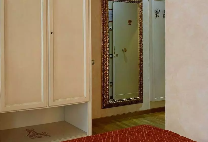 Hotelli Albergo Mazzanti