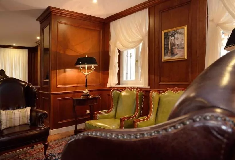 Hotelli Albergo Mazzanti