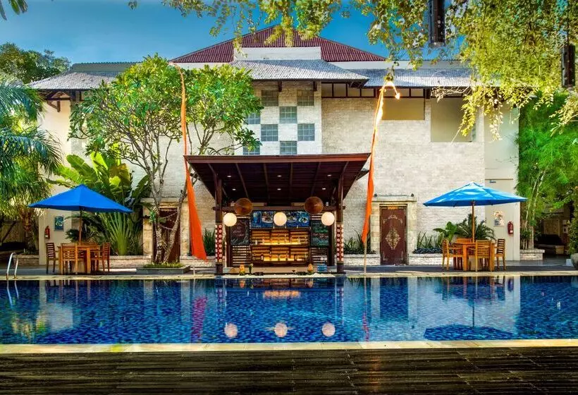ホテル Best Western Kuta Villa