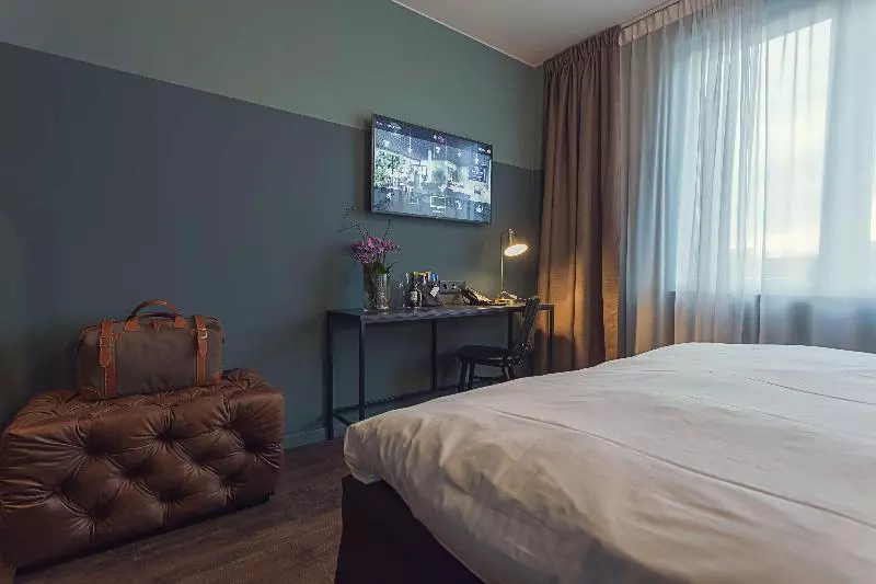 Отель Best Western Plus Fort Worth Forest Hill Inn & Suites