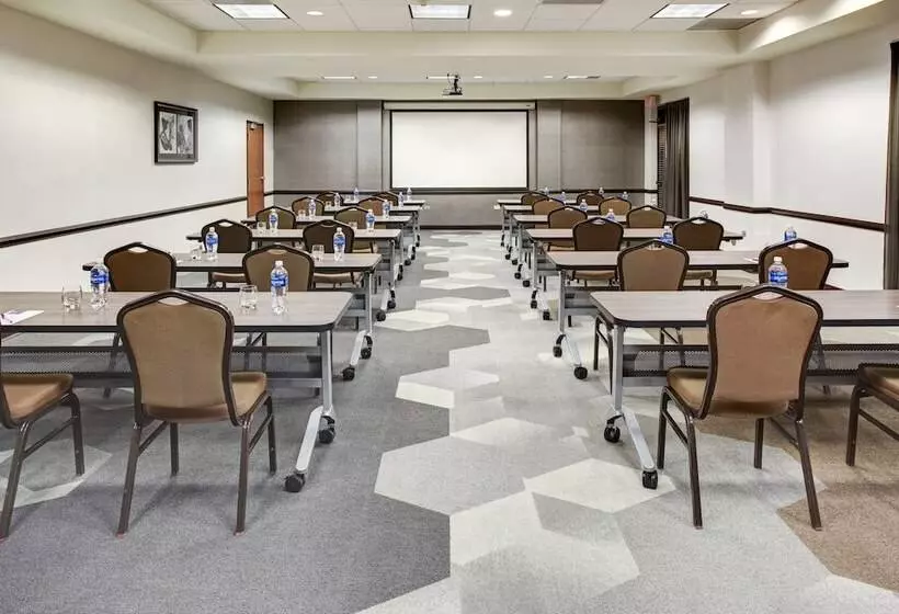 Hotel Candlewood Suites Cincinnati Northeast Mason, An Ihg