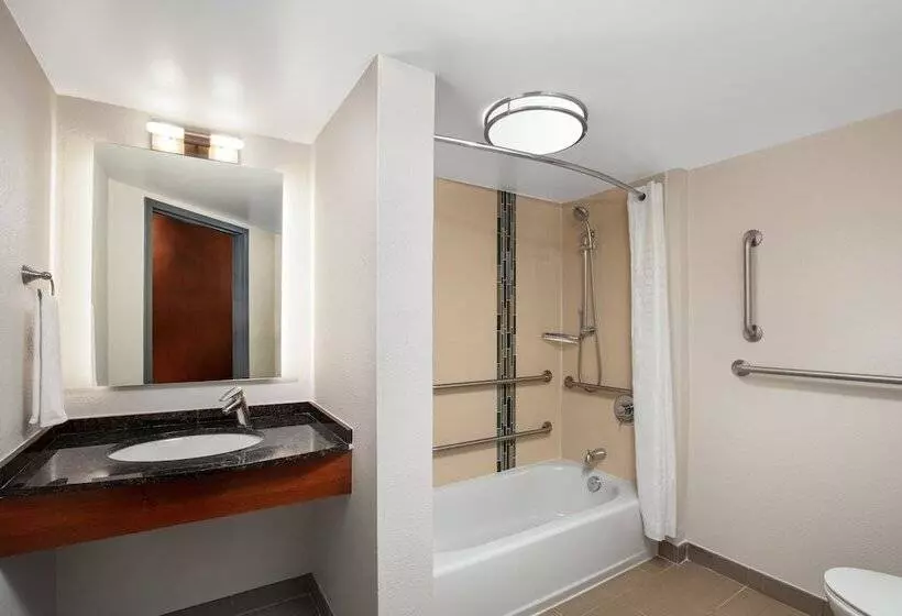 Hotel Candlewood Suites Cincinnati Northeast Mason, An Ihg