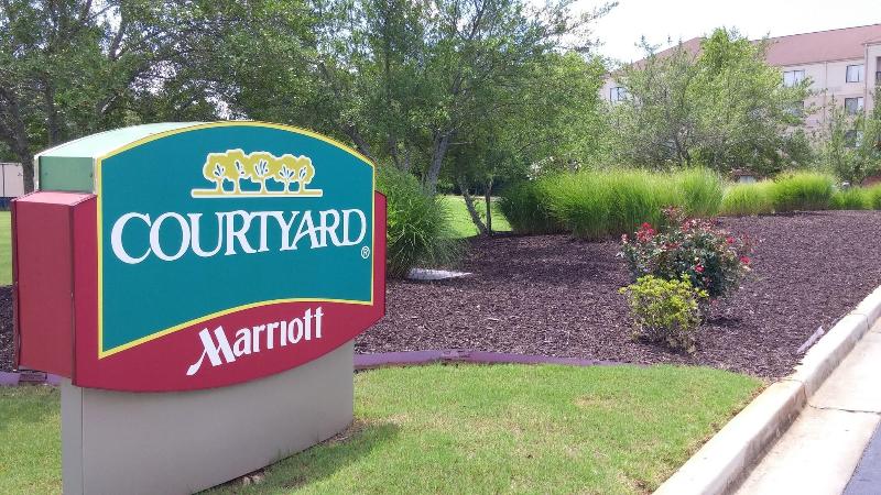 ホテル Courtyard By Marriott Decatur