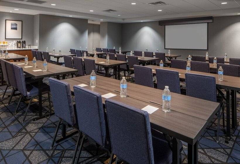 ホテル Courtyard By Marriott Decatur