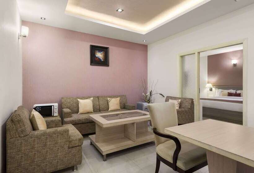 Days Hotel By Wyndham Neemrana