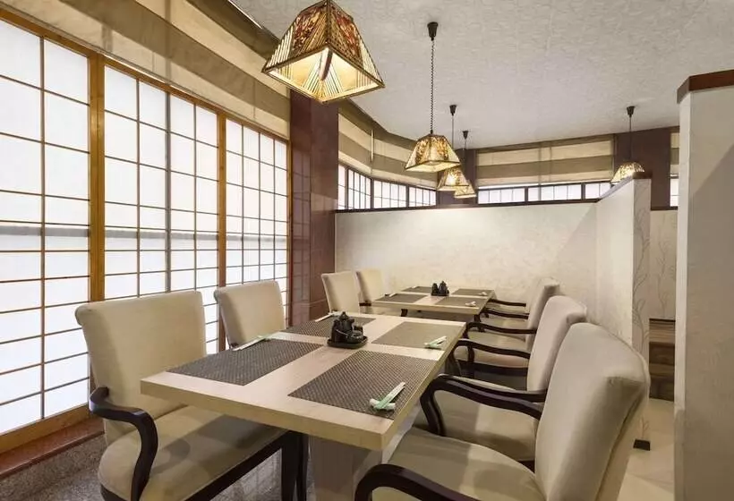 Days Hotel By Wyndham Neemrana